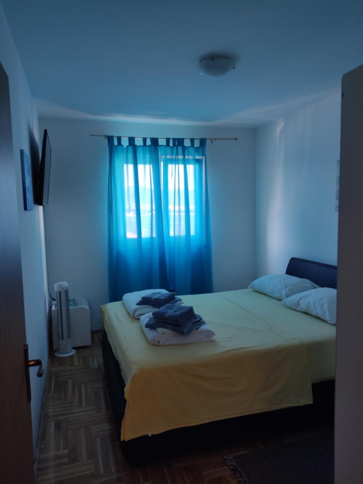 Deep Blue Apartment Trogir Exterior foto